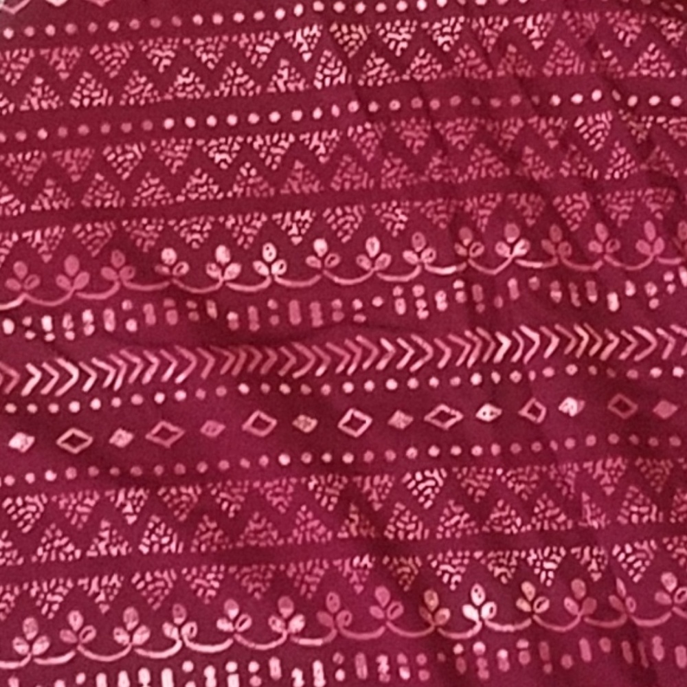 Prints Charming Tee - Picture 4 of 6